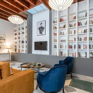 San Lorenzo Collection Homes - Space Maison , Sevilla España